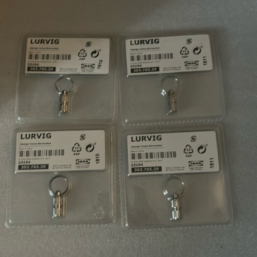 LURVIG Pet ID Tag IKEA Pet Safety Set of Four NEW Utility Animal Care Dog Cat